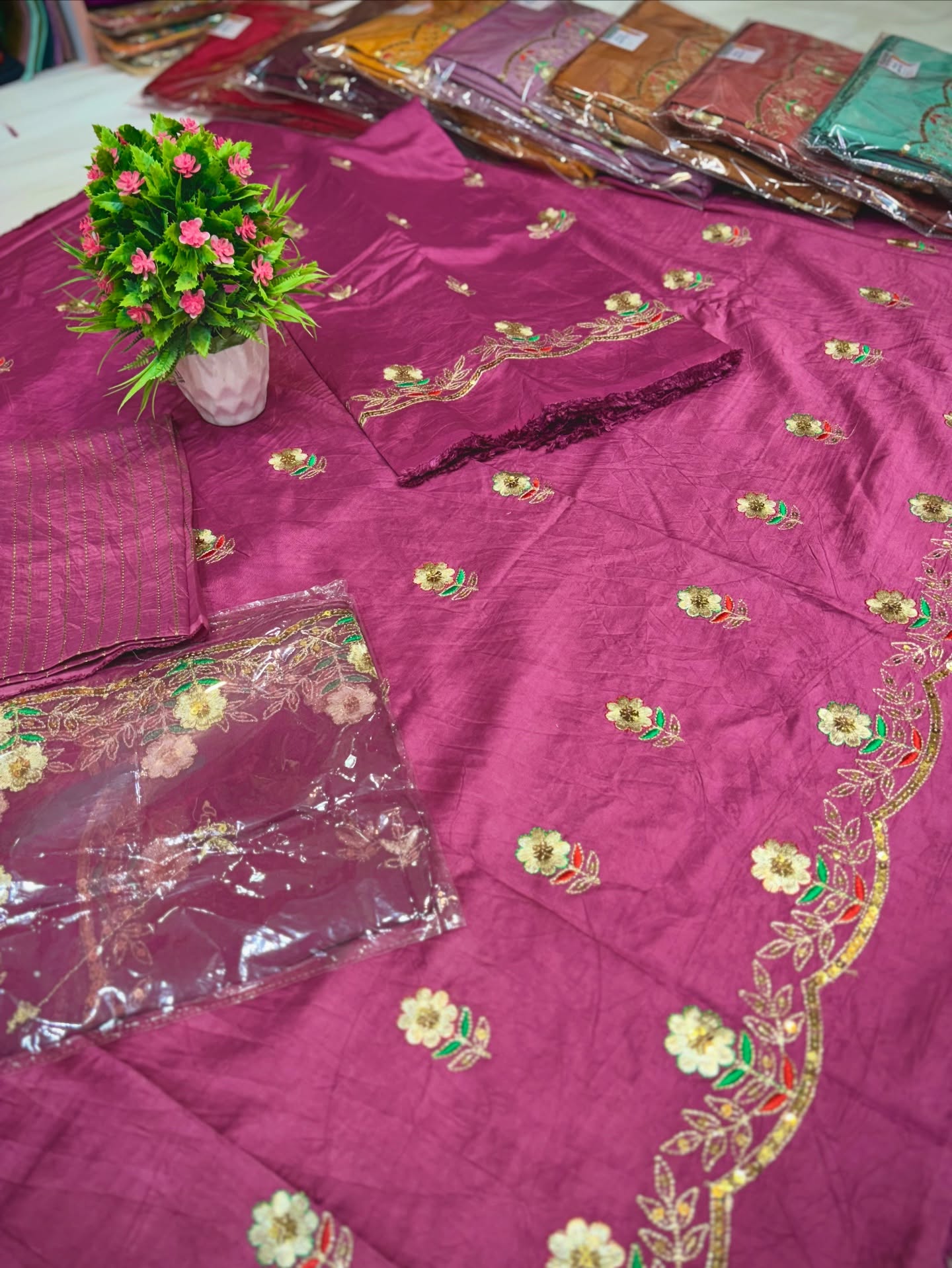 Gota Patti Rajputi Poshak – Maa Santoshi Handloom, Barmer